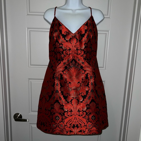 Free People Mini Backless Floral Bohemian Lined Red Black Gold Dress size 10 😍 - Picture 10 of 14